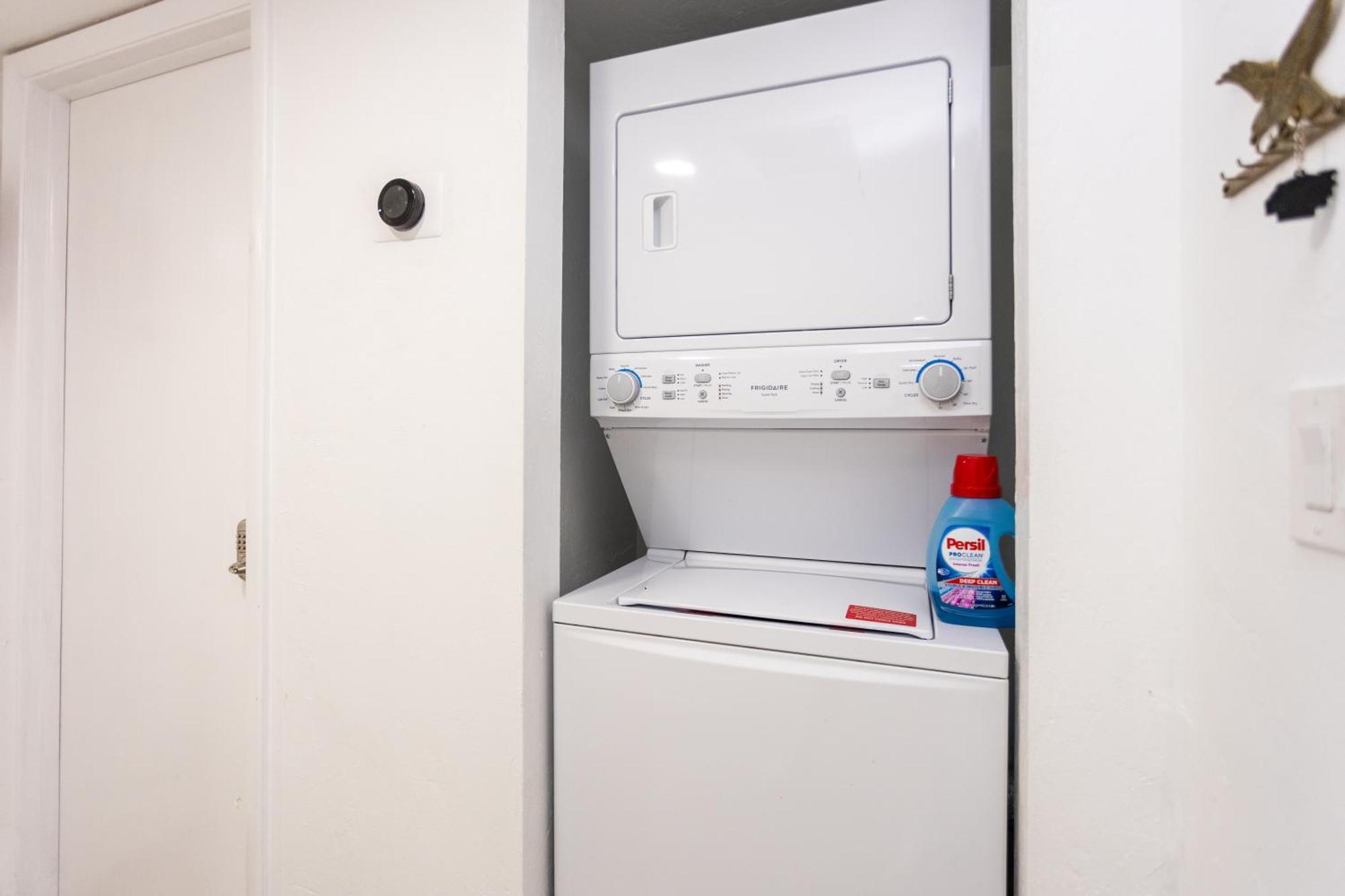 Bass & Sun Condominium 2/2 Bedroom 클레위스턴 객실 사진