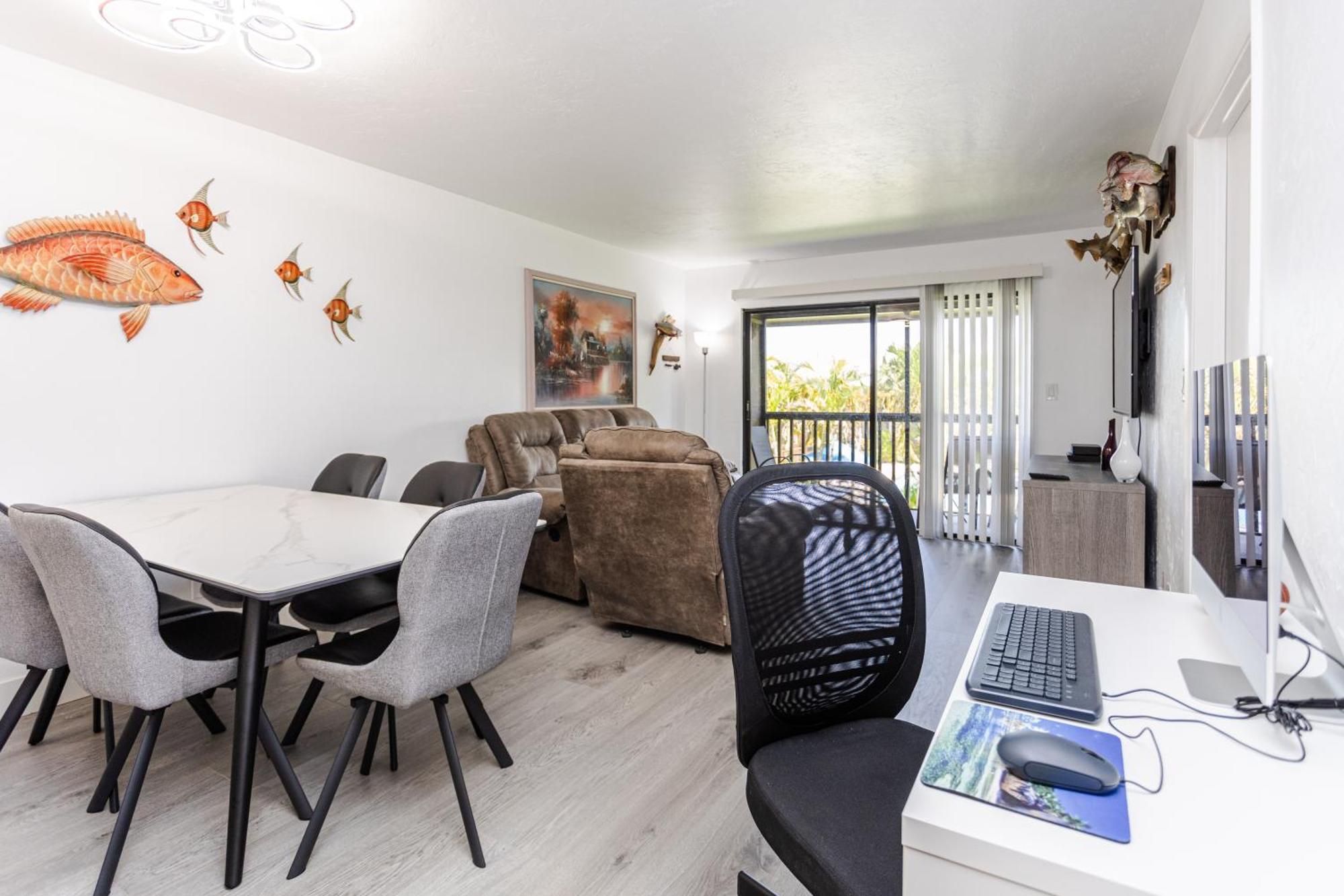 Bass & Sun Condominium 2/2 Bedroom 클레위스턴 객실 사진